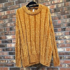 Zenana Outfitters Chenille Yellow Sweater